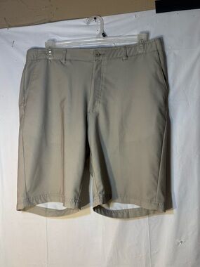 Bolle performance golf shorts men’s size 38